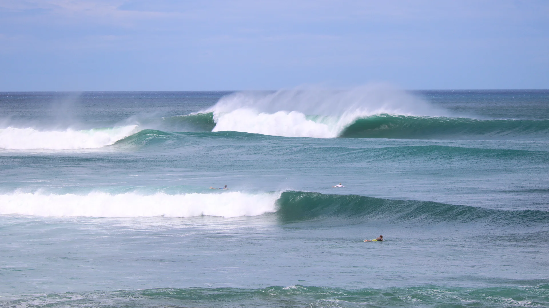 Nicaragua Surf Camp at Magnific Rock carrusel 2