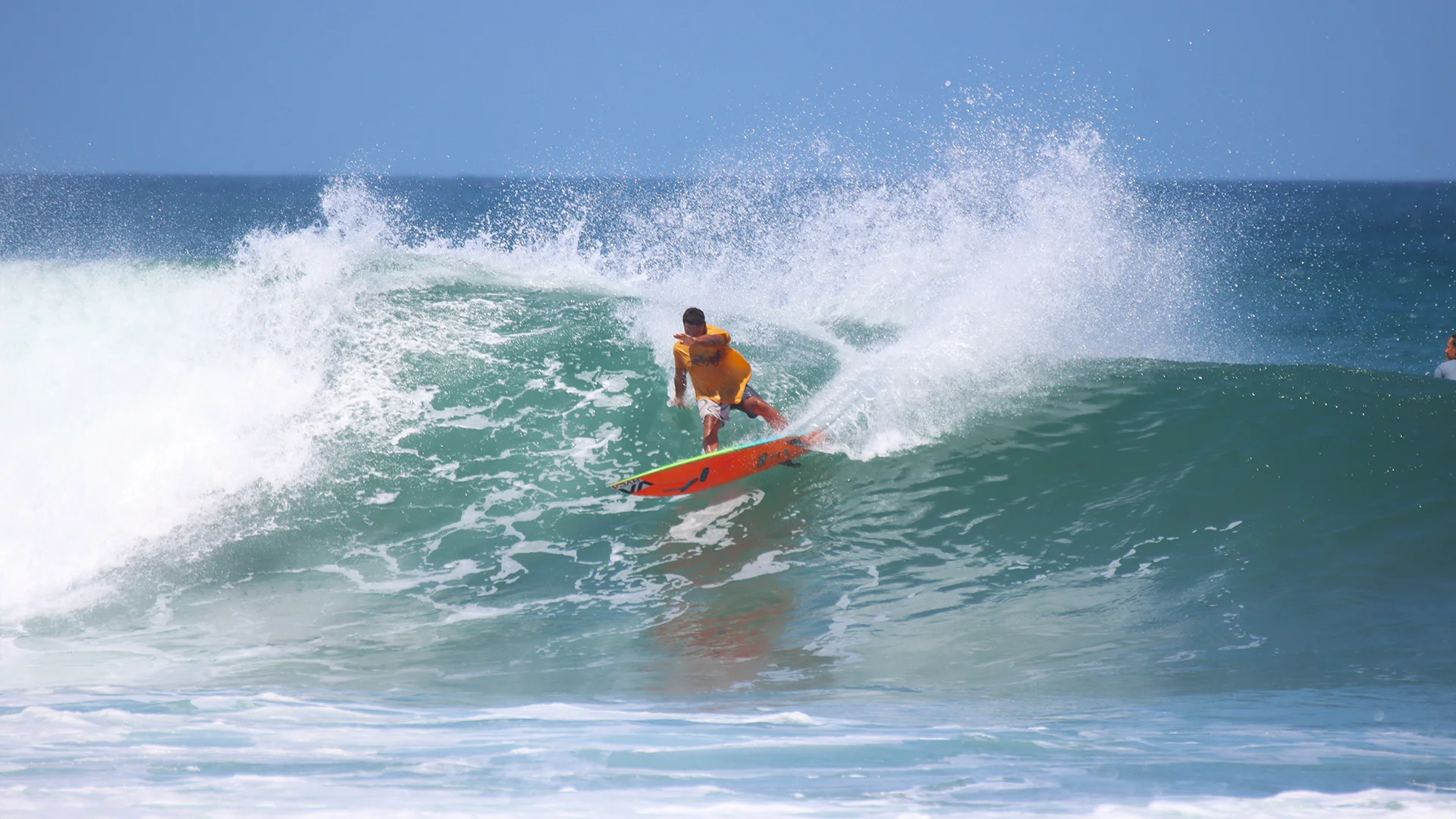 Nicaragua Surf Camp at Magnific Rock carrusel 4