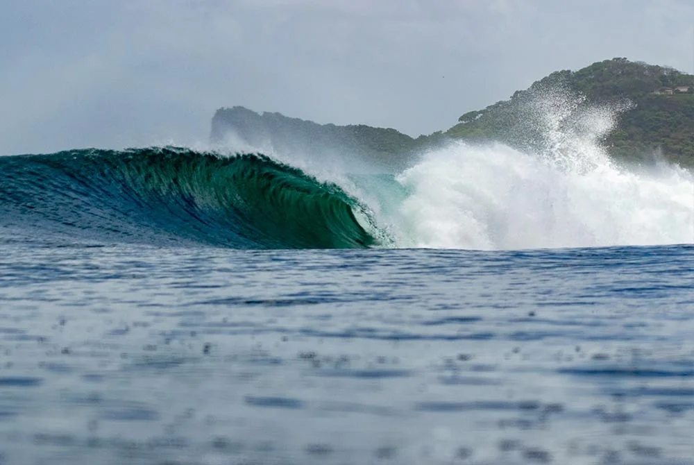 Lances Left Surf Spot