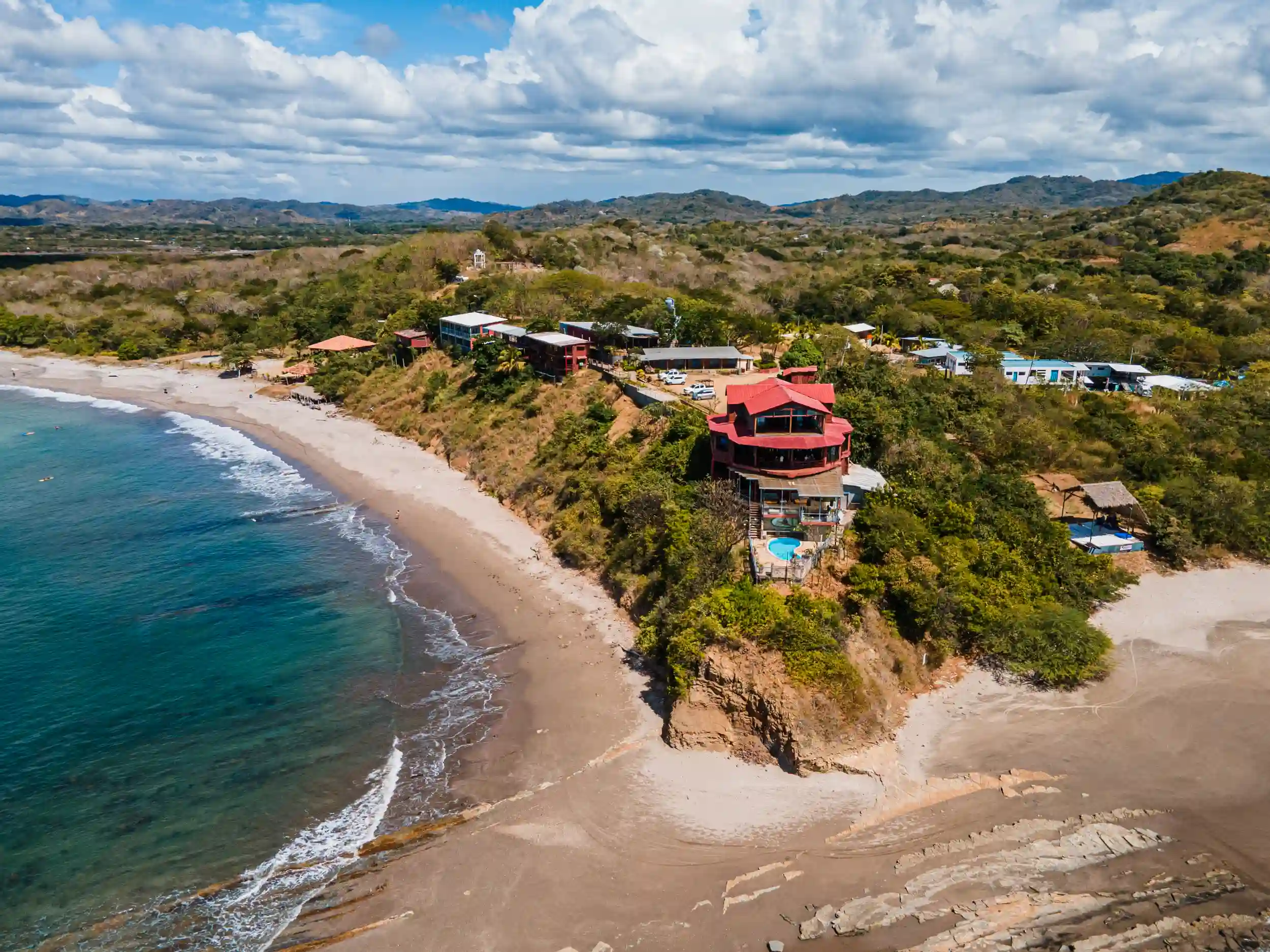Clifftop surf resort at Magnific Rock overlooking Popoyo’s coastline, offering direct access to waves